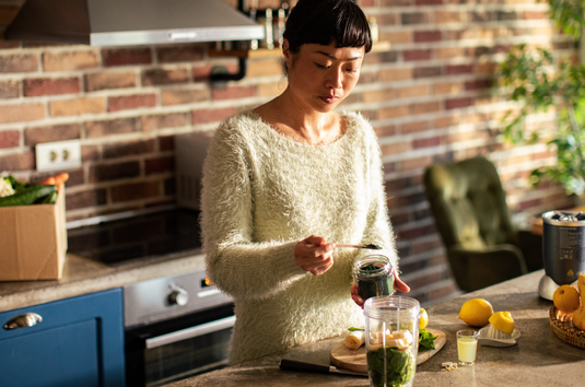 Detox for real life: how to stay healthy in a busy world.